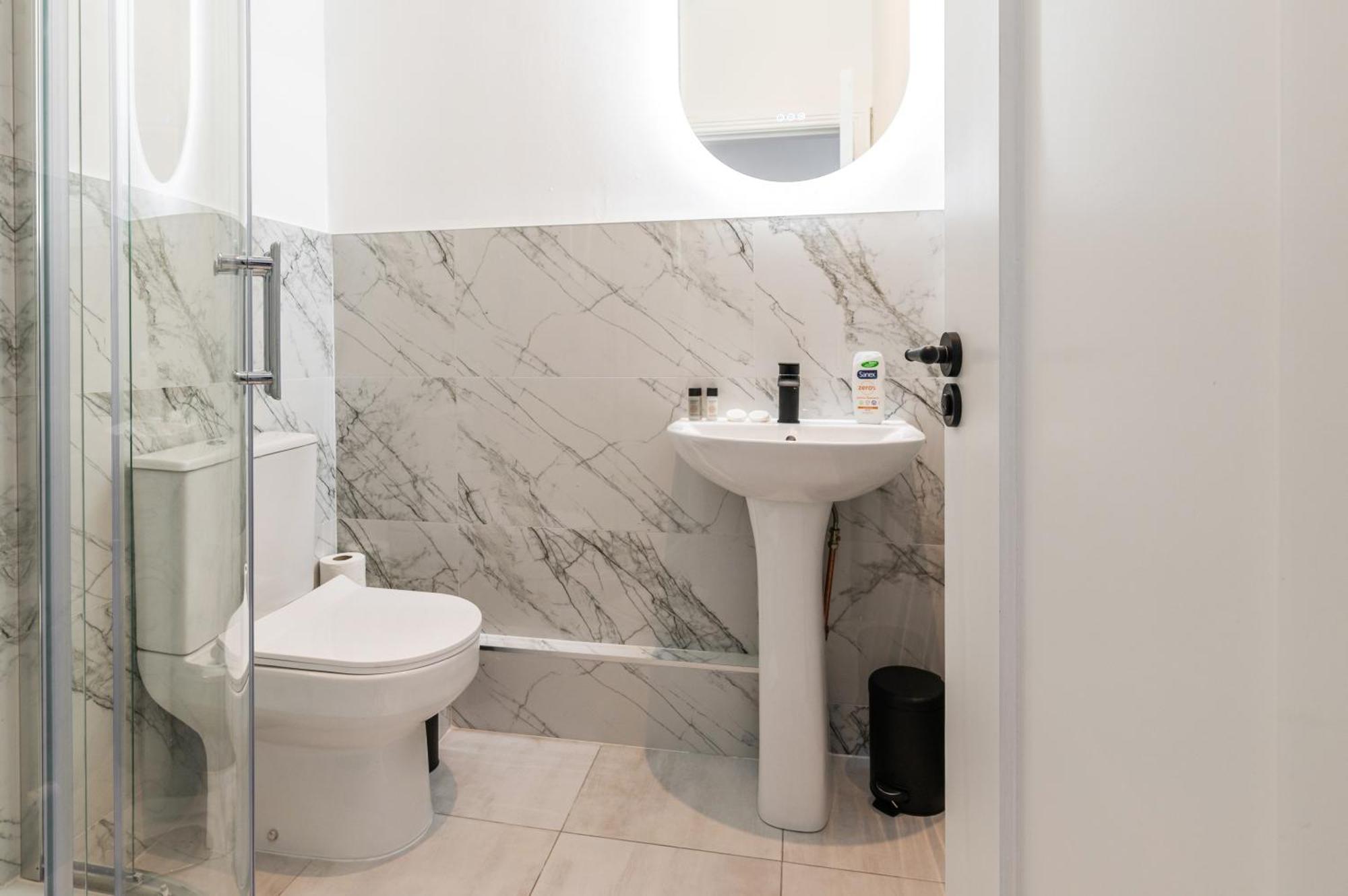 Number 59 Dublin Hotel Екстериор снимка